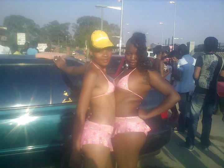 5P Bikini car wash 