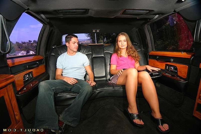 16P teen hitchhiker sucking cock inside the car