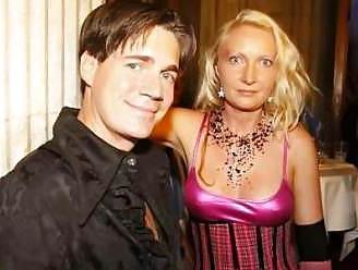 13P Thia a swinger couple from Vienna