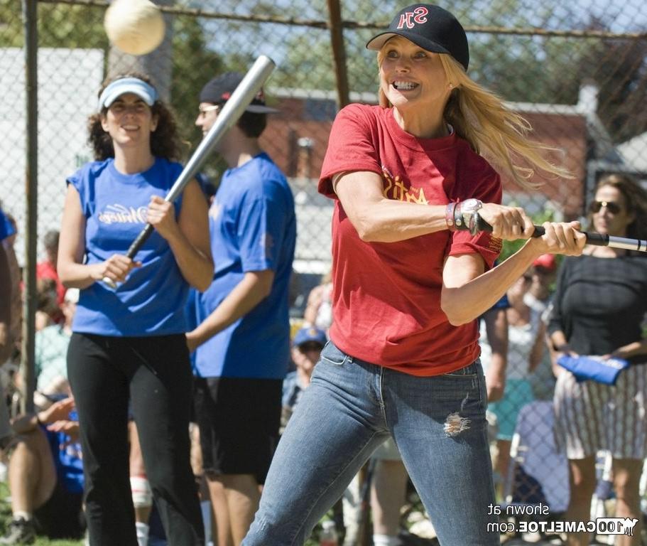 12P Christie Brinkley tight jeans camel toe