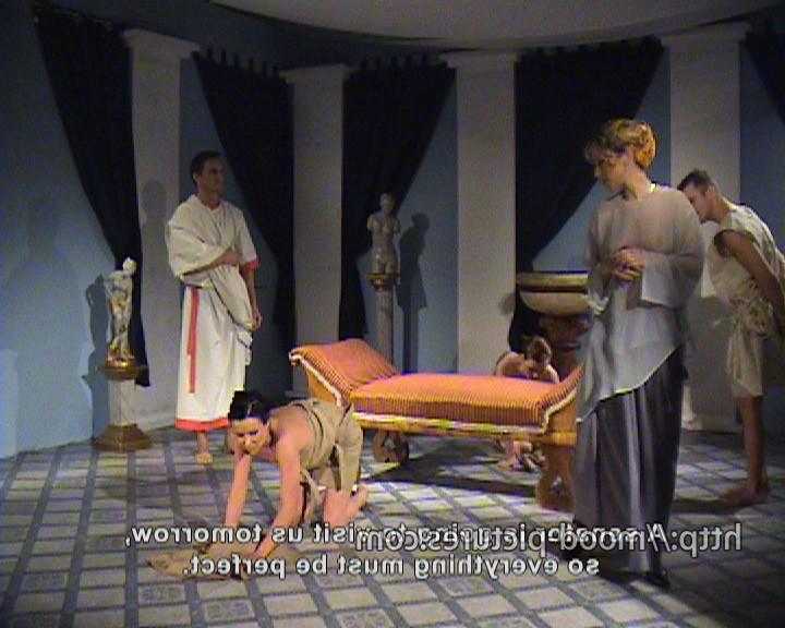 24P Fessée jusqu'aux larmes des esclaves de Rome chez Mood Pictures par true les