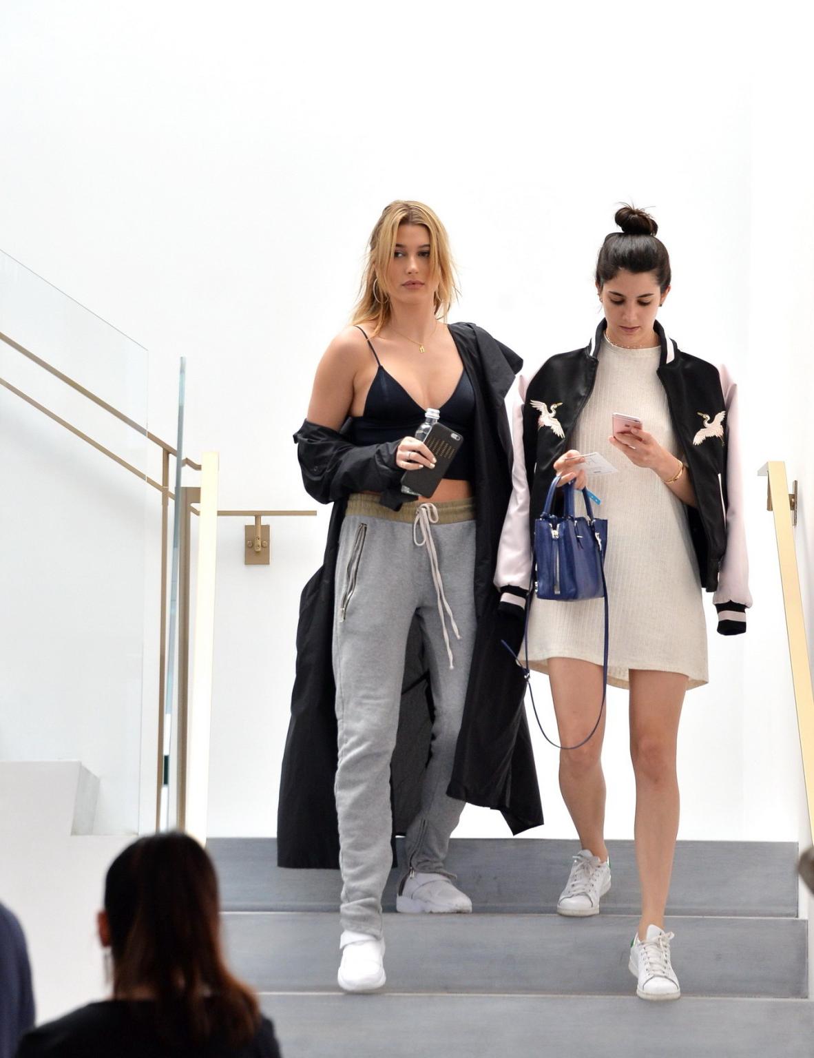 16P Hailey Baldwin busty in a tiny black belly top outdoor