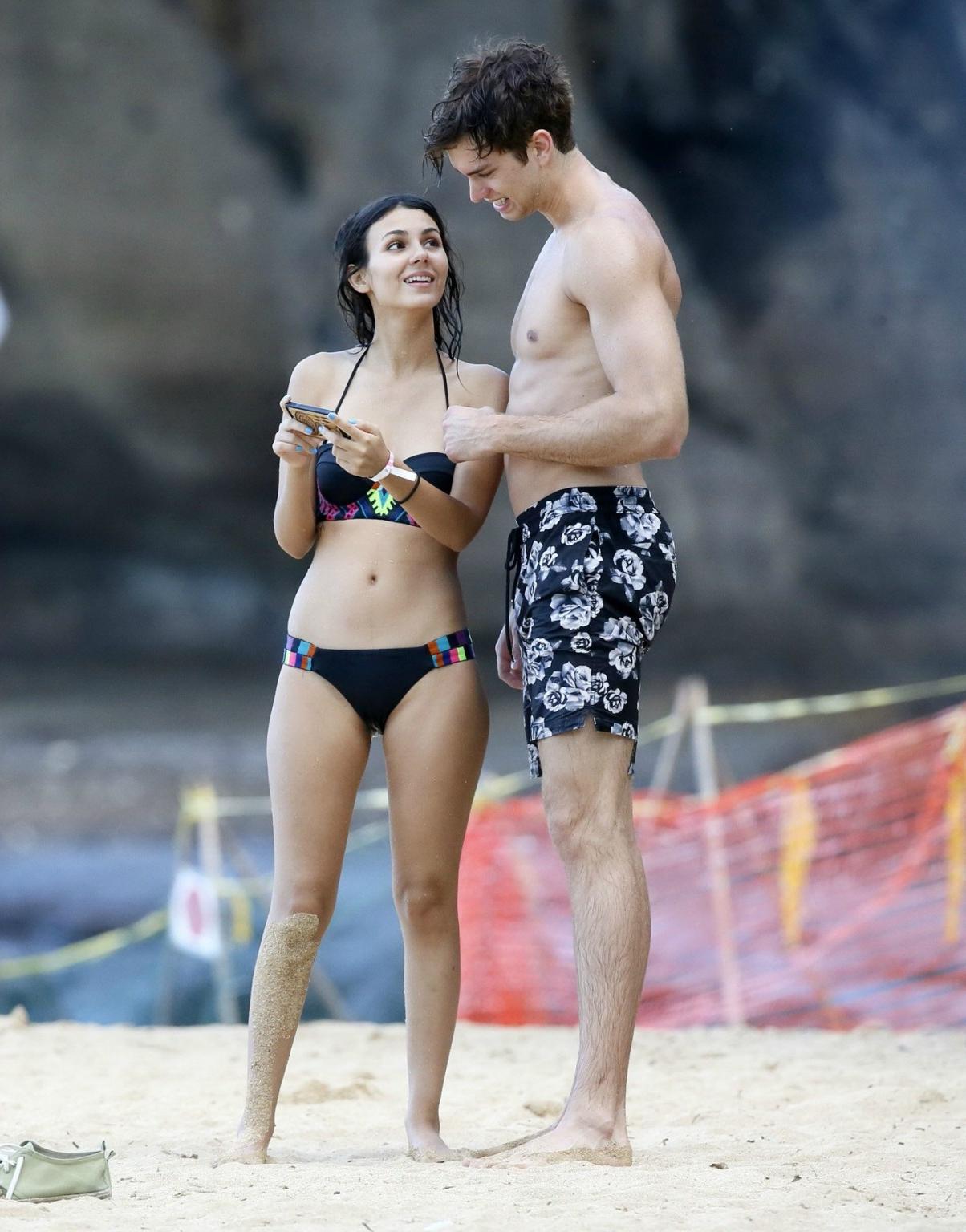 16P Victoria Justice showing off her perfect bikini body in Oahu