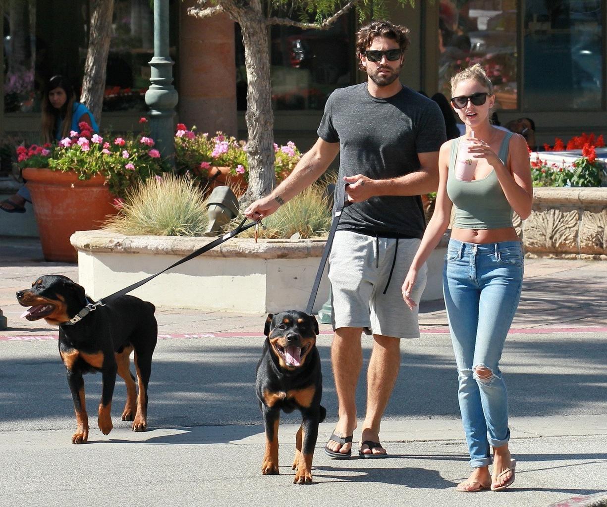 16P Kaitlynn Carter busty wearing tight belly top and ripped jeans out in Malibu