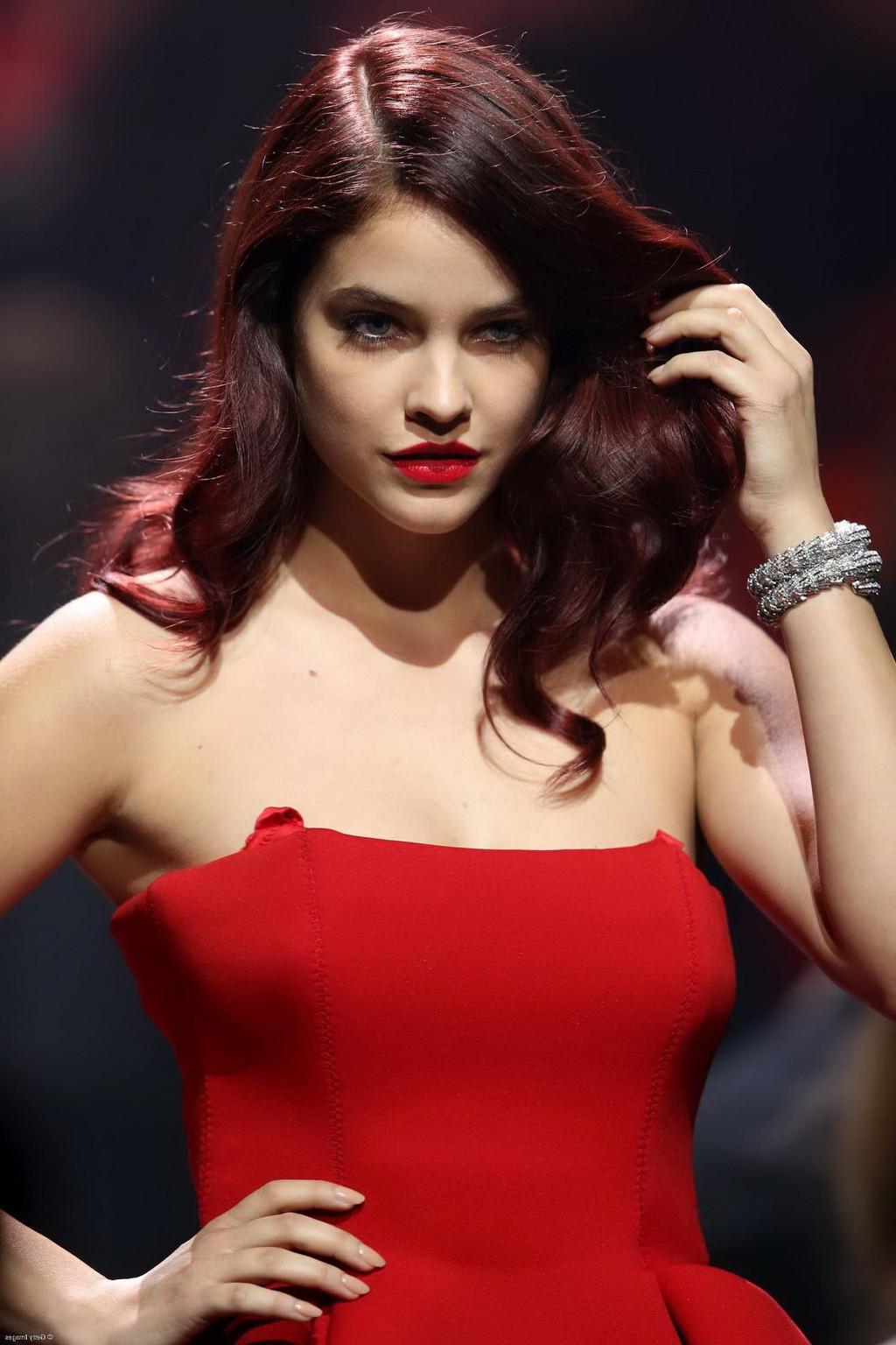 16P Barbara Palvin getting ass groped at the Fashion Show in France