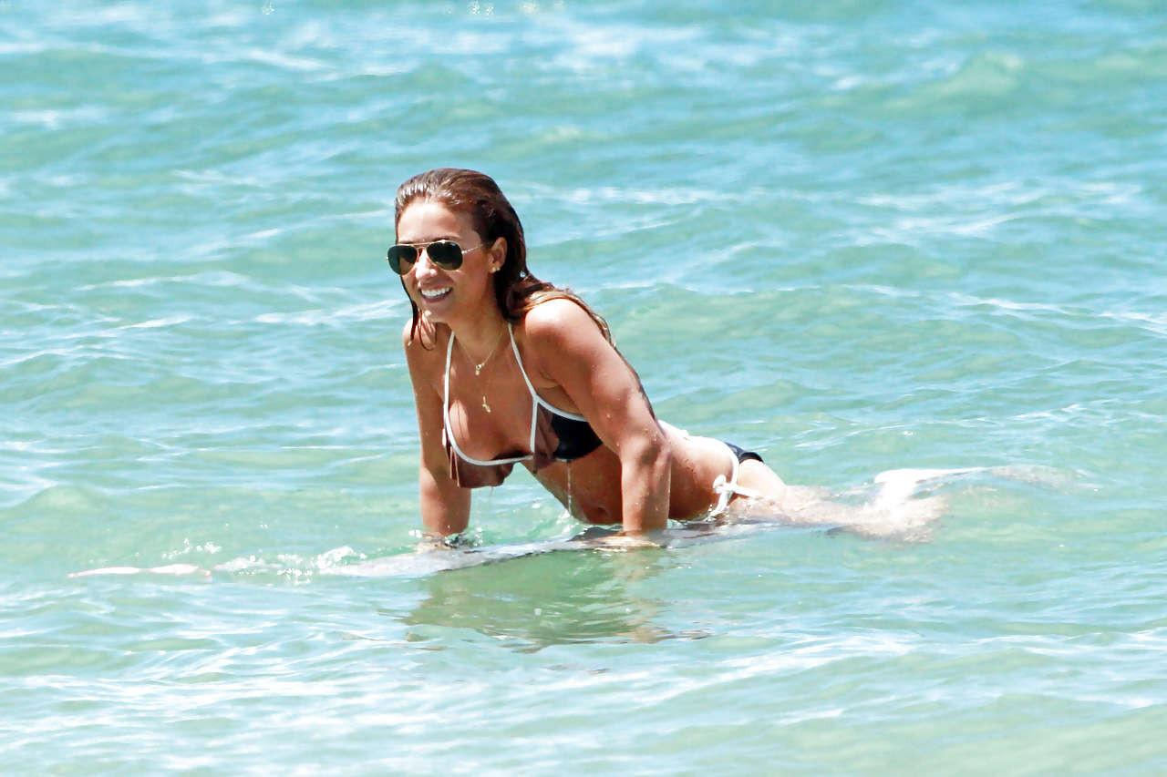 16P Jessie James showing perfect body and big boobs on beach