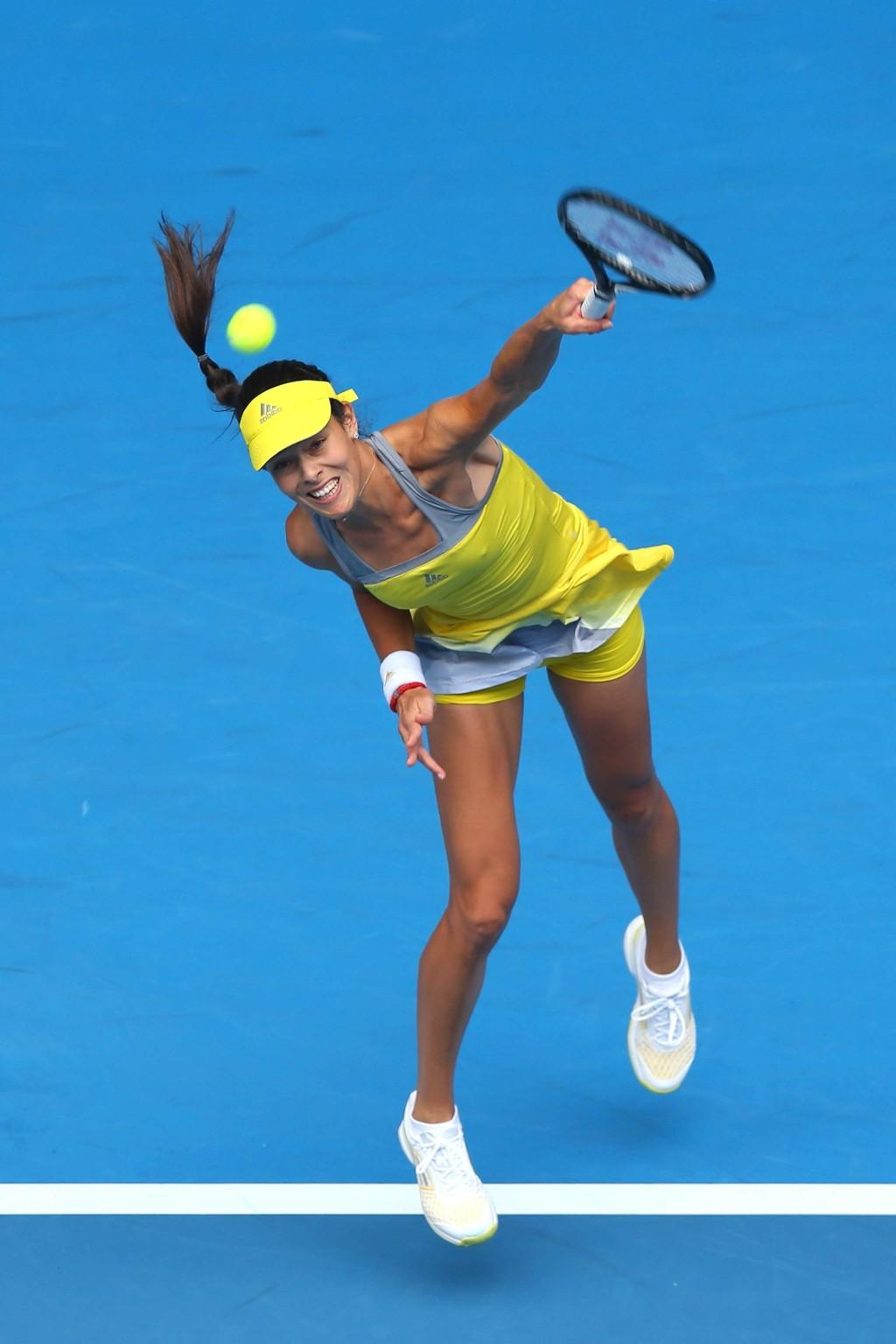 10P Ana Ivanovic showing pokies  panties at the Australian Open in Melbourne