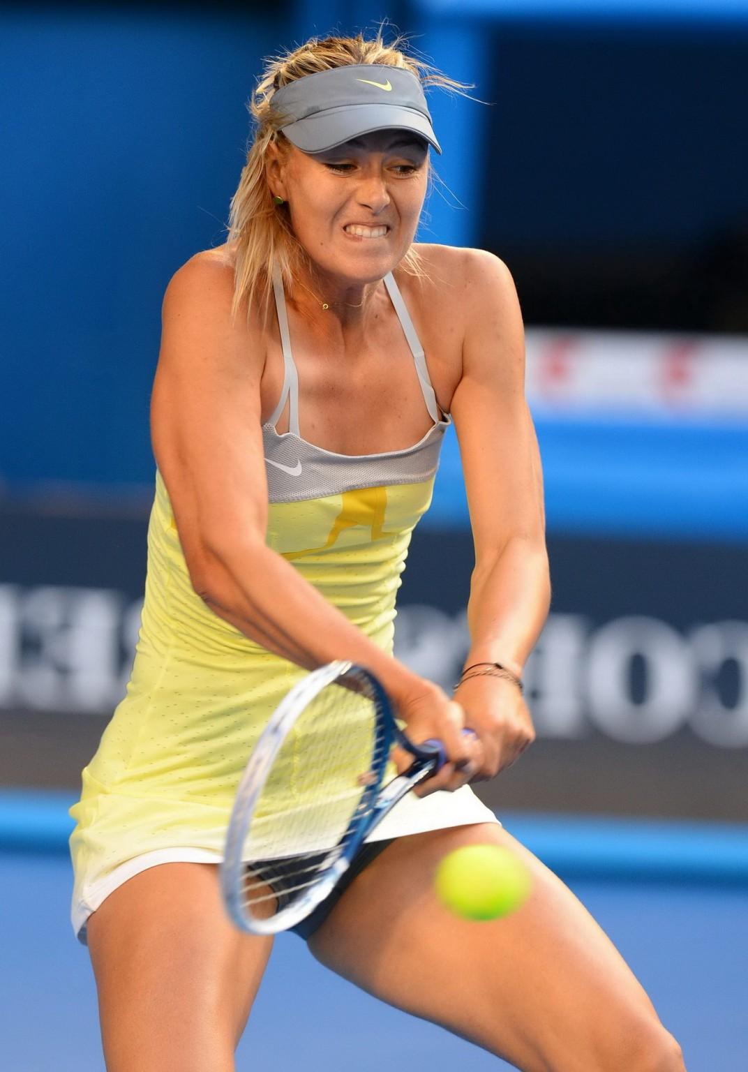 10P Maria Sharapova flashing her panties at the Australian Open in Melbourne