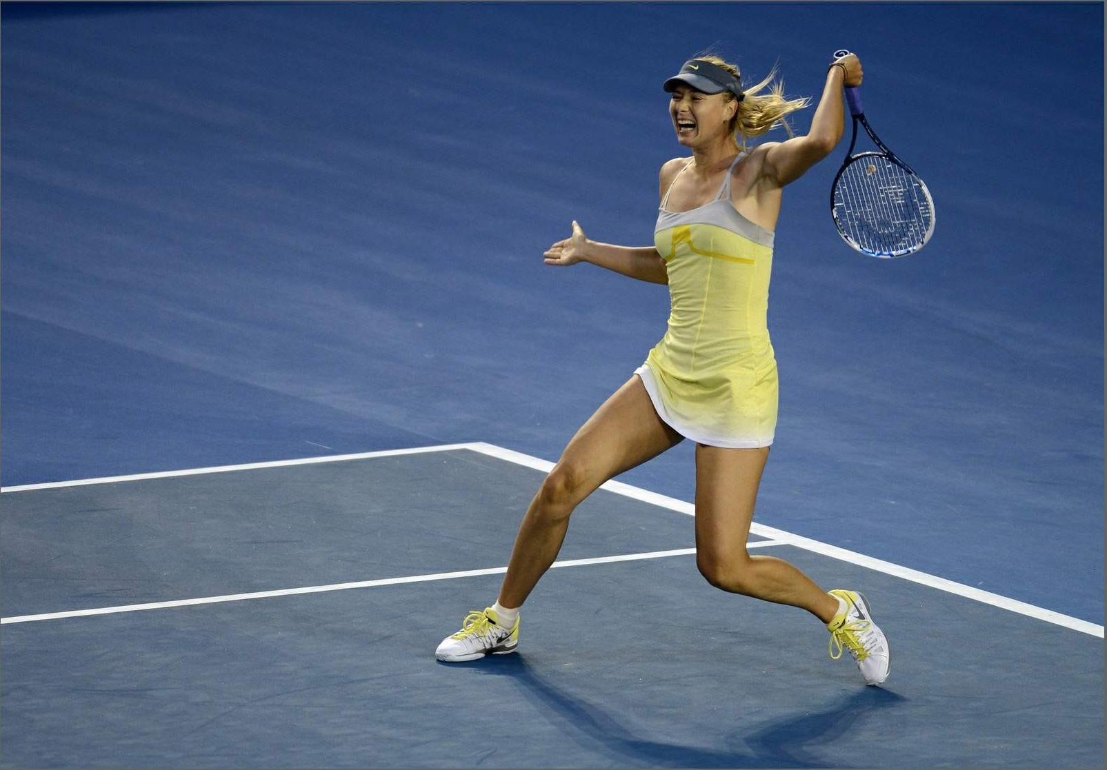 10P Maria Sharapova flashing her panties at the Australian Open in Melbourne
