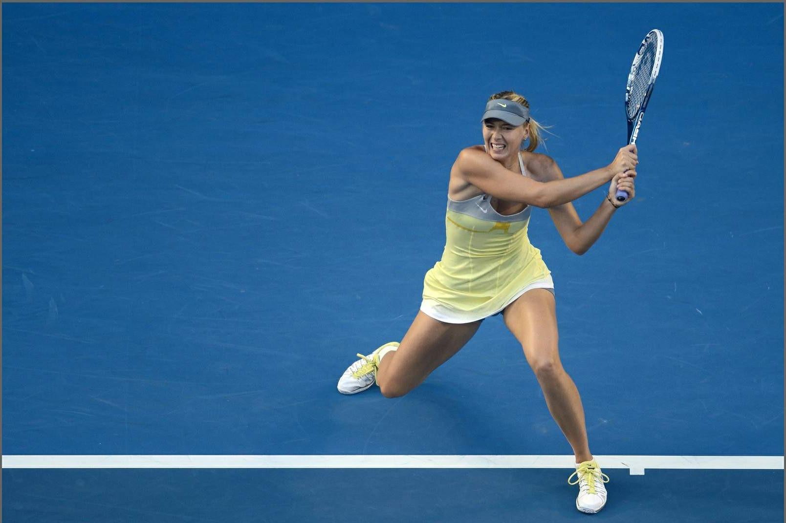 10P Maria Sharapova flashing her panties at the Australian Open in Melbourne