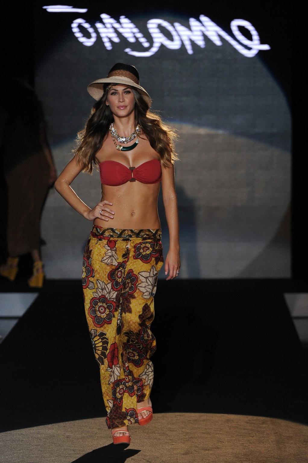10P Melissa Satta busty and booty wearing two tube bikini sets at a Runway Bikini Sh