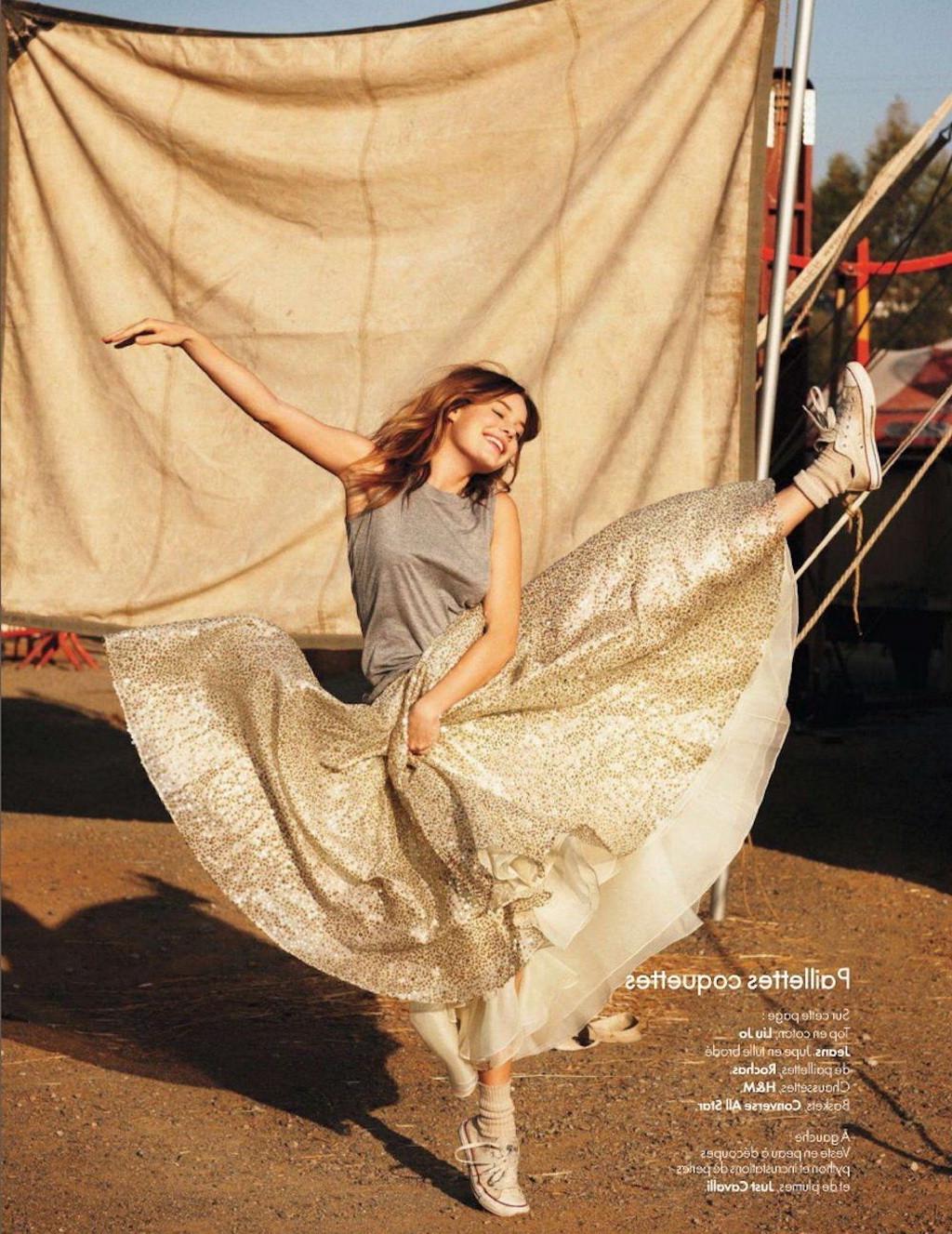 16P Camille Rowe showing off her boobs  ass for April 2012 issue of Belgian Elle Mag