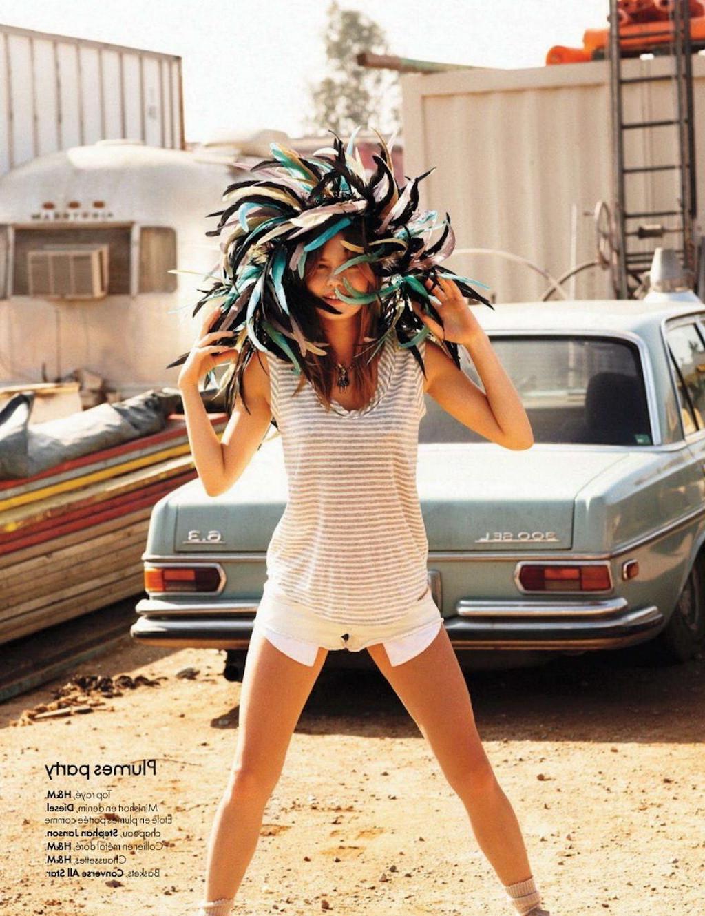 16P Camille Rowe showing off her boobs  ass for April 2012 issue of Belgian Elle Mag