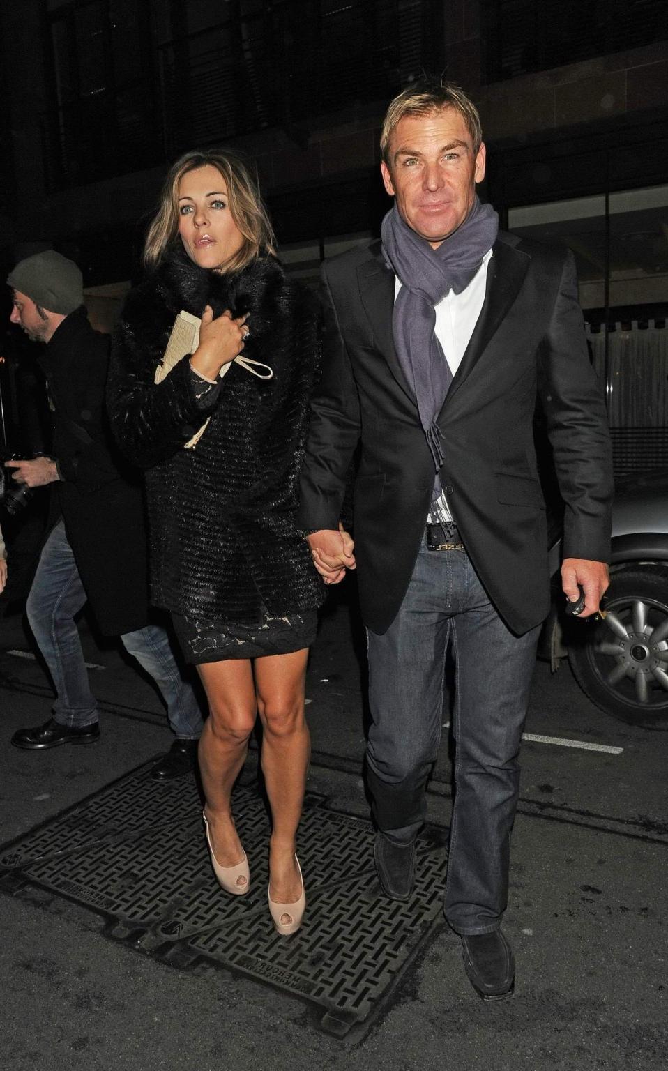 16P Elizabeth Hurley leggy leaving C London Restaurant in Mayfair Hotel