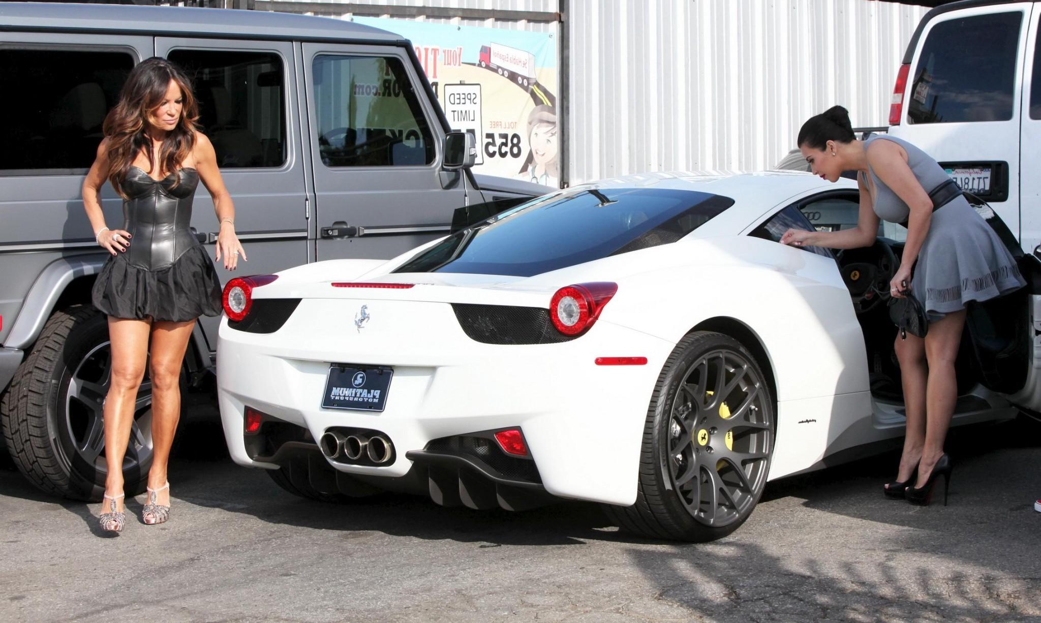 16P Kim Kardashian downblouse at the car dealership in Beverly Hills