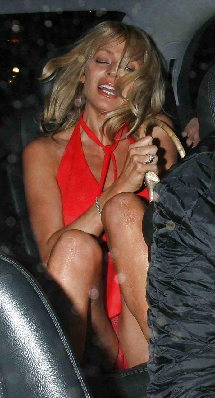 16P Tess Daly flashing her panties upskirt in car and side boob paparazzi pictures