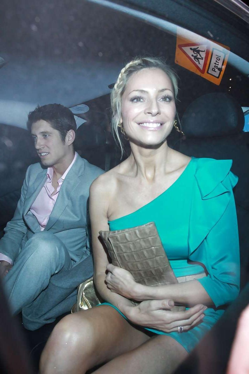 16P Tess Daly flashing her panties upskirt in car and side boob paparazzi pictures