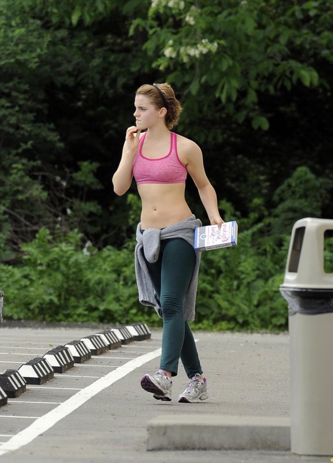 16P Emma Watson shows off her belly wearing sexy sports outfit in Pittsburgh