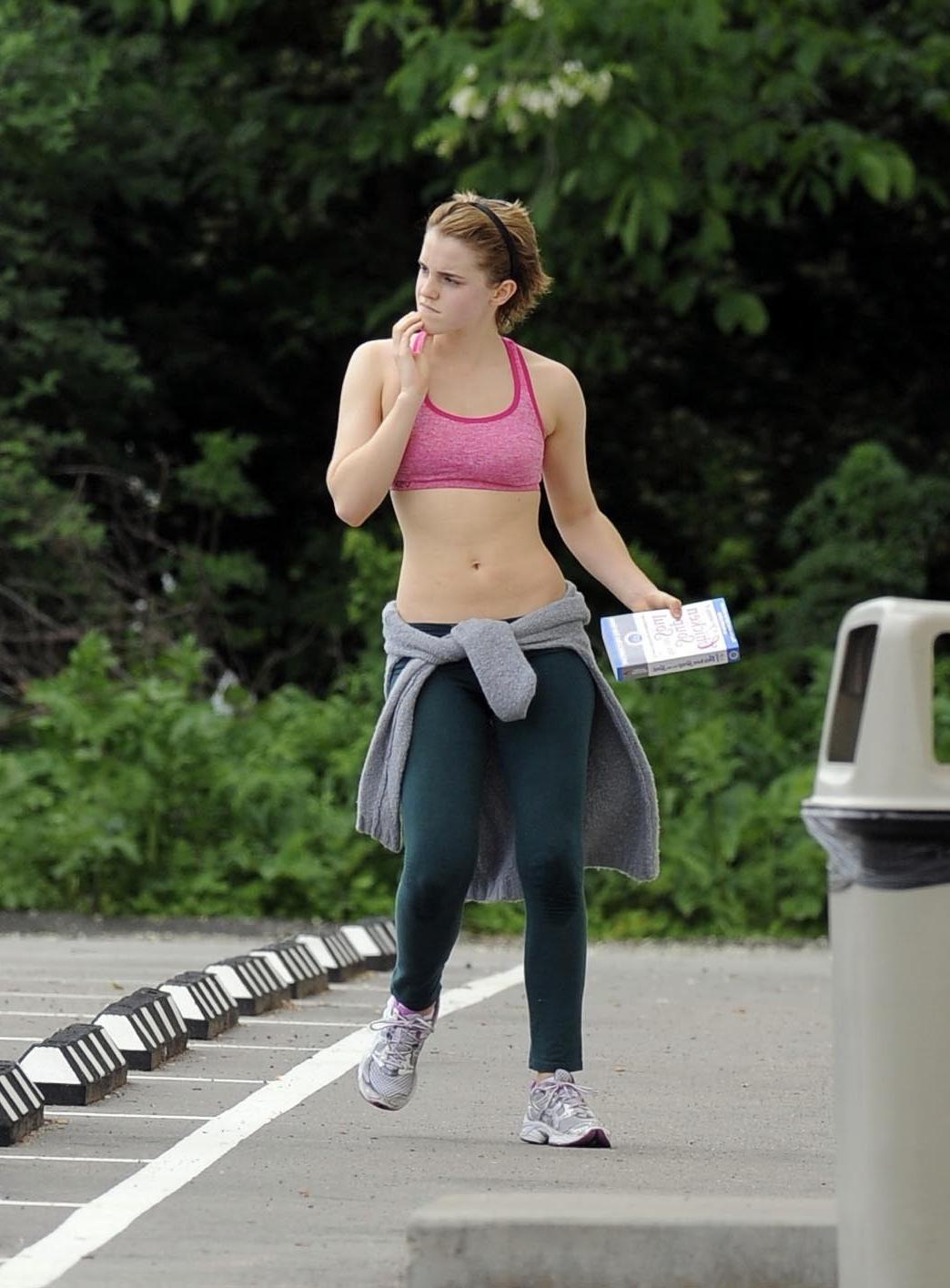 16P Emma Watson shows off her belly wearing sexy sports outfit in Pittsburgh