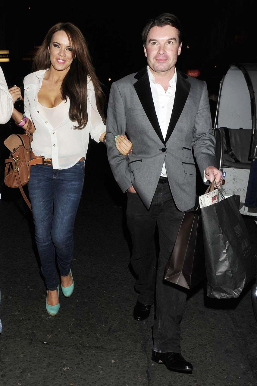 5P Maria Fowler nipple slip and flashing her panties upskirt in car paparazzi pictu