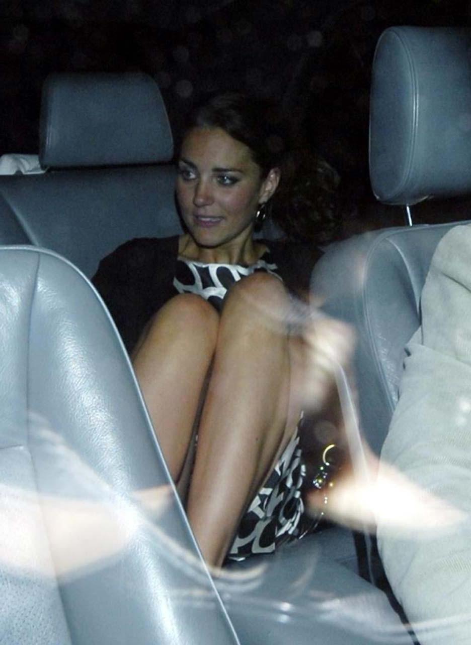 16P Princess Kate Middleton flashing her panties upskirt in car paparazzi pictures