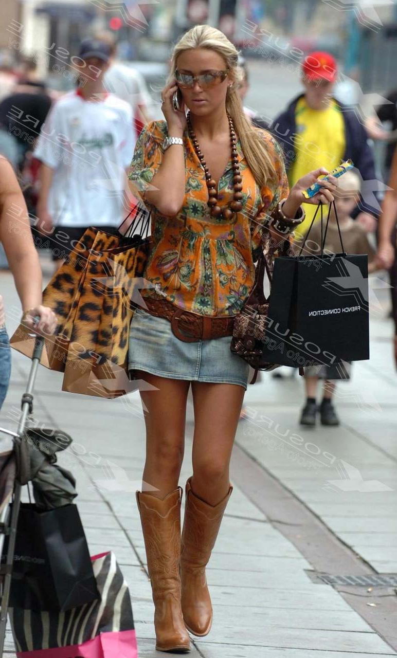 10P Alex Curran flashing her panties upskirt in car paparazzi pictures and look sexy