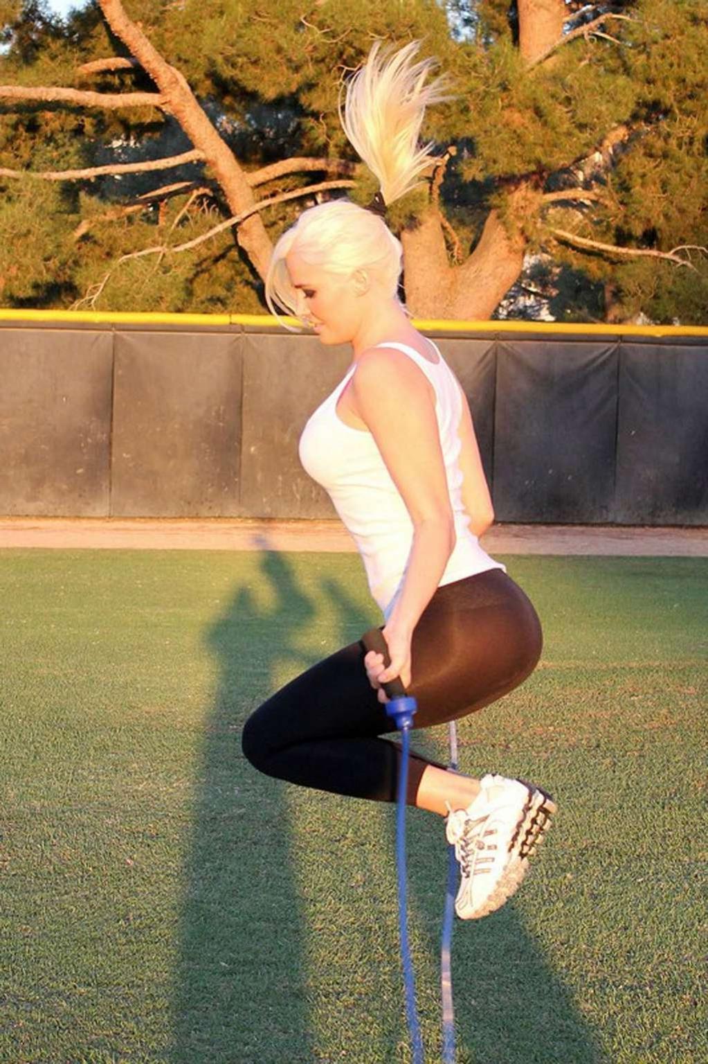 10P Karissa Shannon spreading her legs wide and flashing her panties upskirt in car 