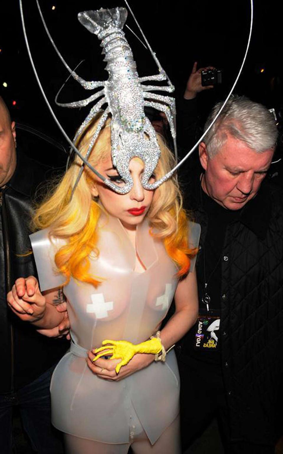 10P Lady Gaga nipple slip and upskirt in car paparazzi shoots and exposing her tits 