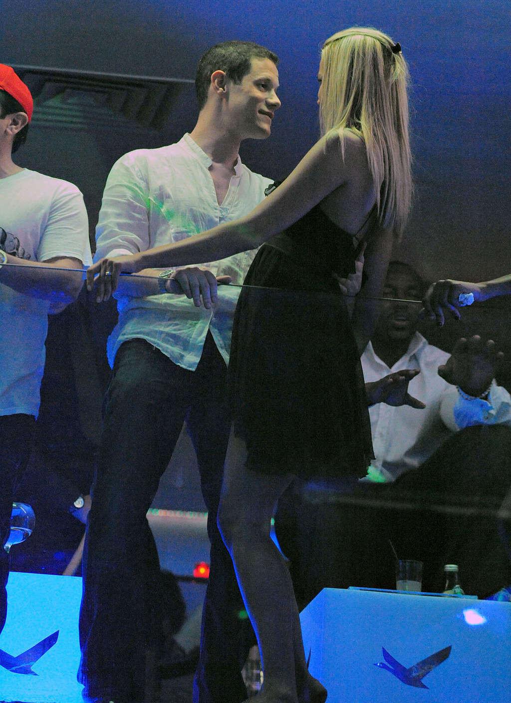 10P Petra Nemcova upskirt in car and partying in nightclub