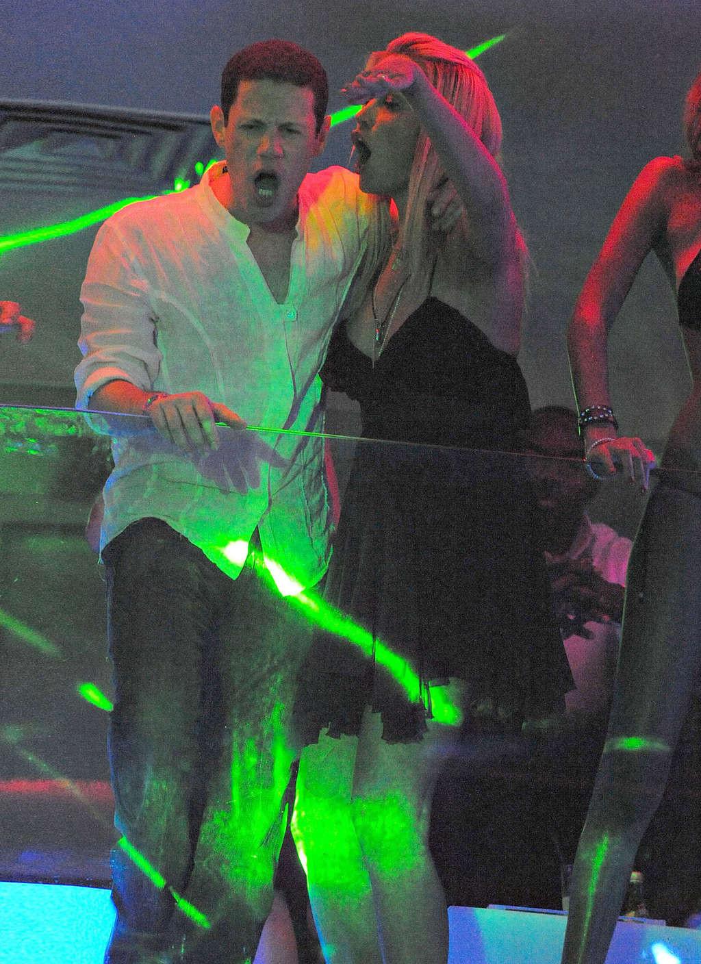 10P Petra Nemcova upskirt in car and partying in nightclub