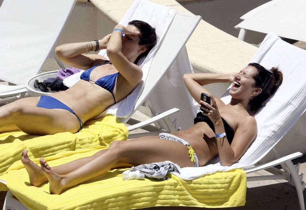 16P Ashley Tisdale in bikini relaxes poolside at her Miami hotel with friends