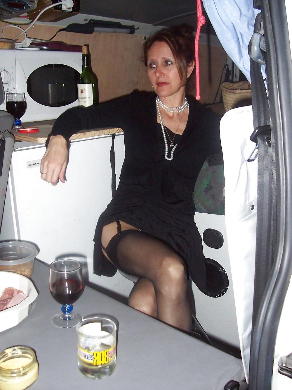 25P HORNY HOUSEWIFE SYLVIE