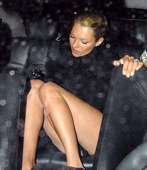 16P Kate Moss showing her nice tits and upskirt in car paparazzi pictures