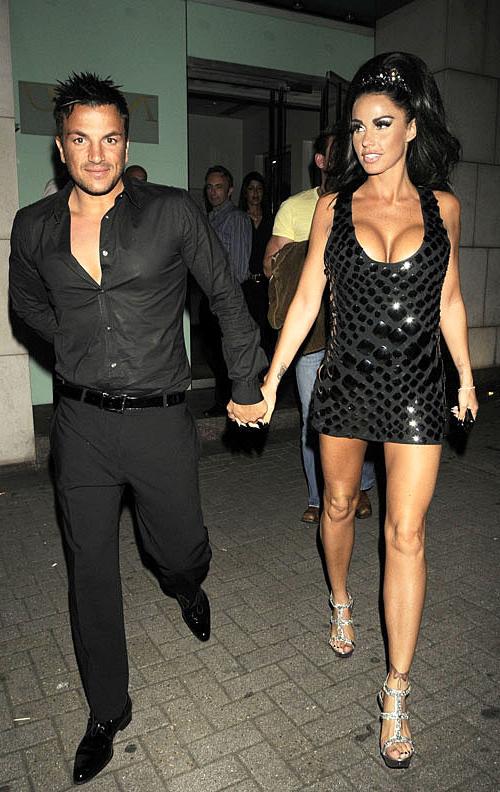 16P Katie Price Jordan showing her nice big tits and upskirt in car paparazzi pictur