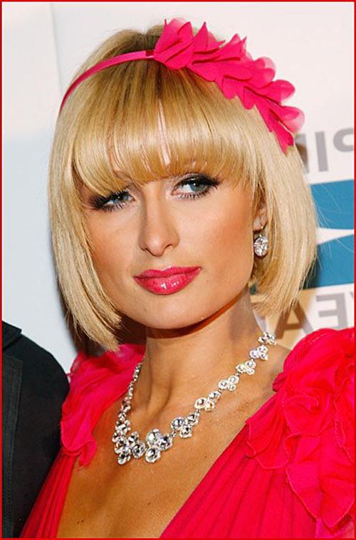 16P Paris Hilton showing her nice pussy upskirt in car paparazzi pictures