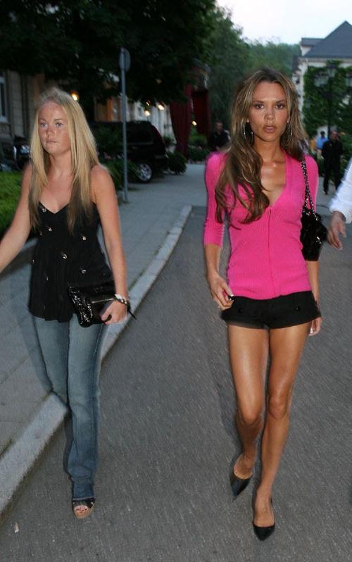 16P Victoria Beckham showing her nice big tits and upskirt in car
