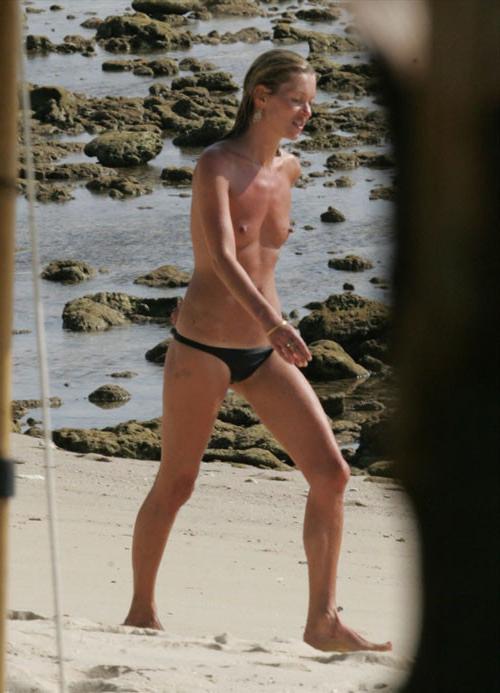 16P Kate Moss showing her nice tits and panties upskirt in car paparazzi pictures