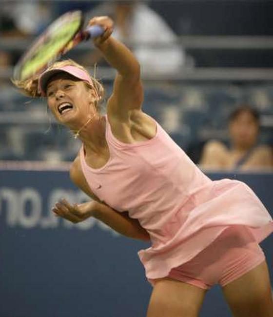 16P Celeb Maria Sharapova hot camel toe and sexy ass