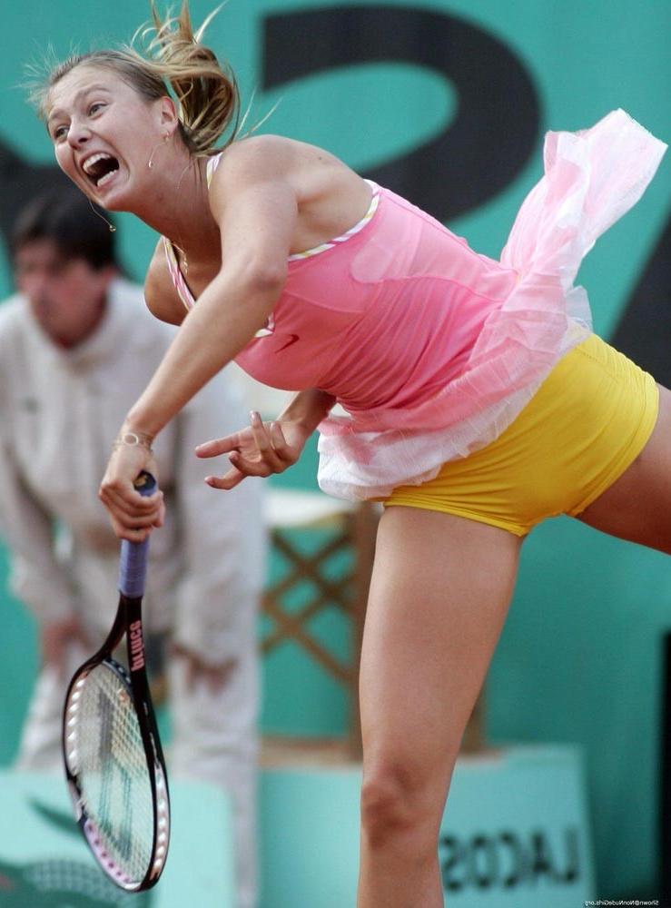 20P Maria Sharapova camel toe