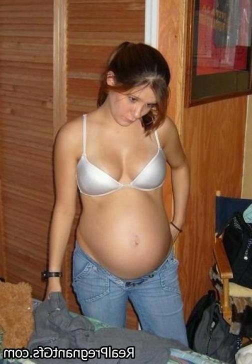 16P Amateur preggo girlfriends