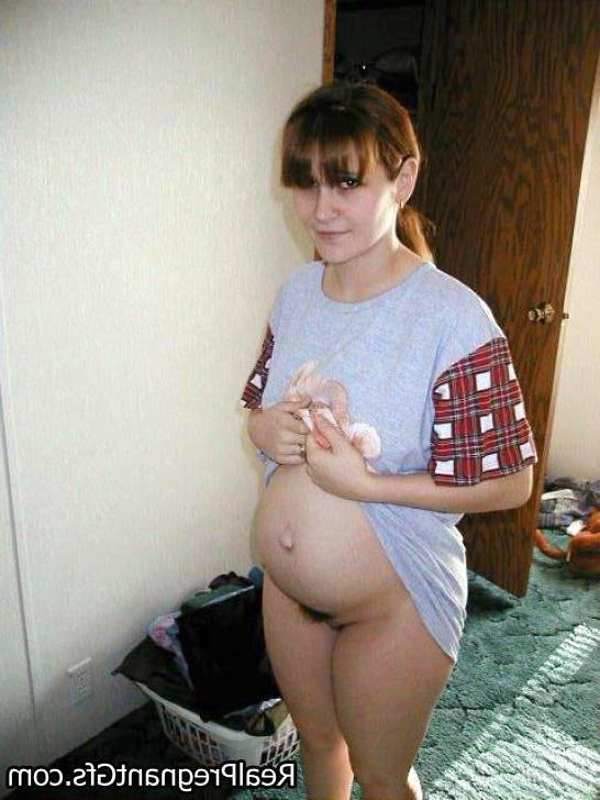 16P Amateur preggo girlfriends