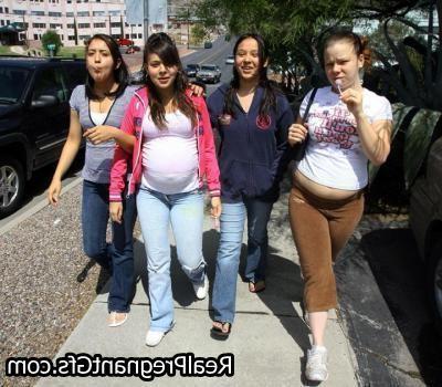 16P Amateur preggo girlfriends