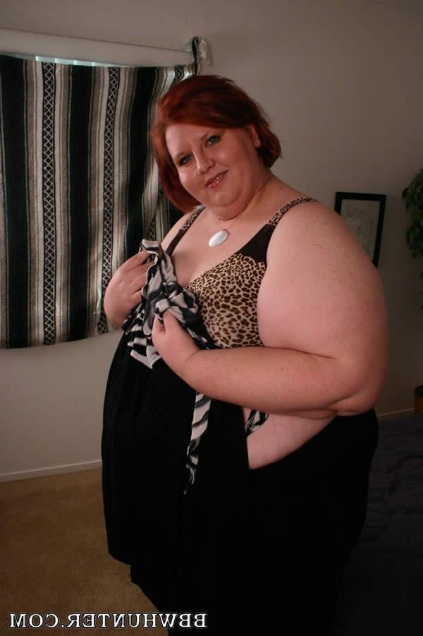 16P Sexy bbw sucks and fucks a horny black guy