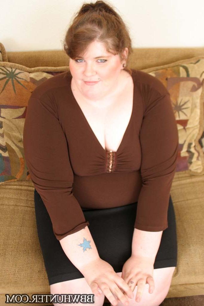 16P Redhead BBW with a Big Belly Gets Fucked