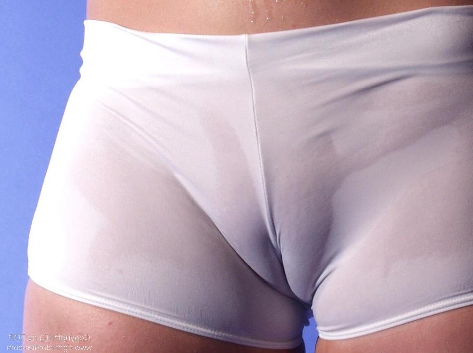 15P Plumper cuties shaved pussy camel toe