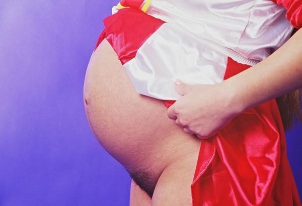 19P Huge belly pregnant slut cheerleader ready to pop