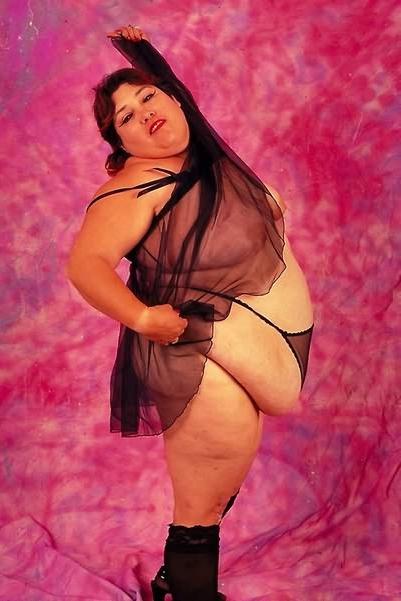 19P Fat flashy plumper huge belly