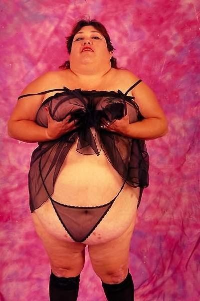 19P Fat flashy plumper huge belly