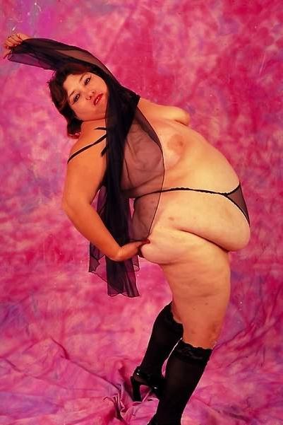 19P Fat flashy plumper huge belly