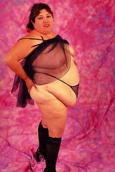 19P Fat flashy plumper huge belly